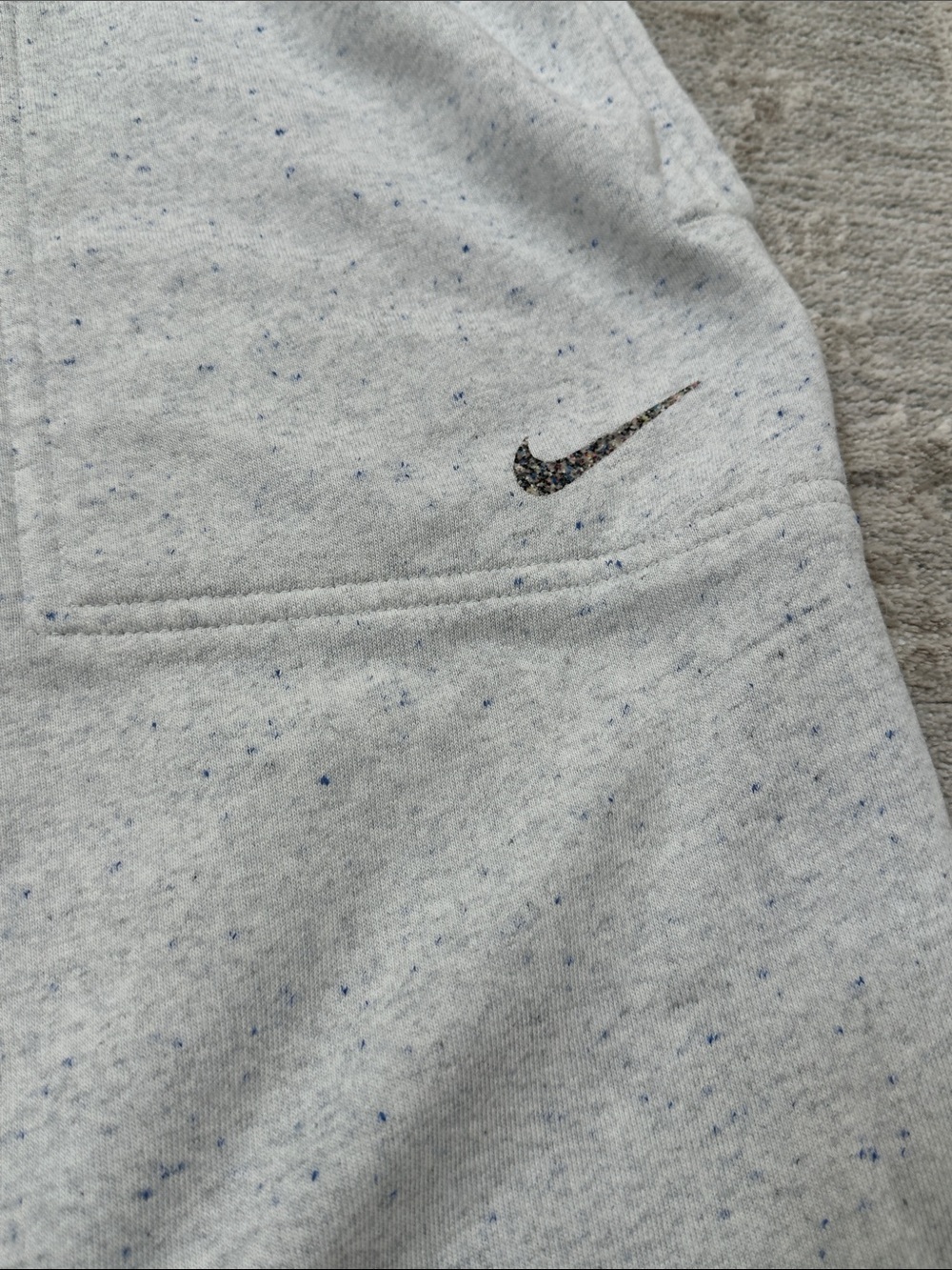 Nike Duo two Men’s Large one pair Athletic Pants and one pair Yoga pants. - Picture 3 of 14
